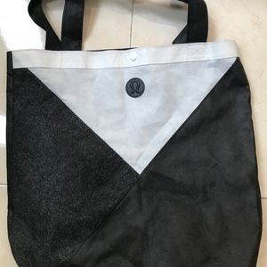 Lululemon Reusable Tote
